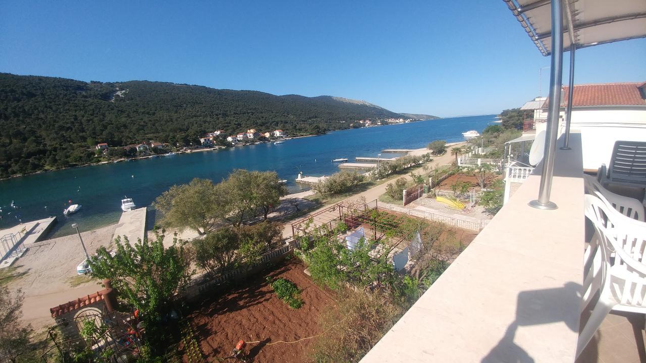 Apartments Jakovljevic Grebastica Bagian luar foto
